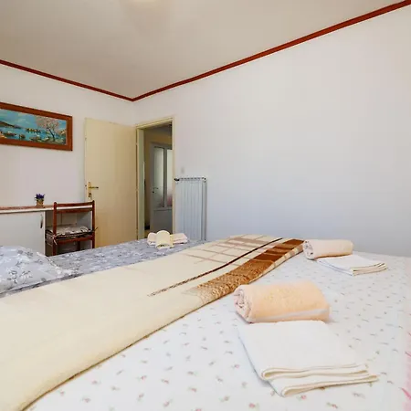 Stojna Apartman Lopar