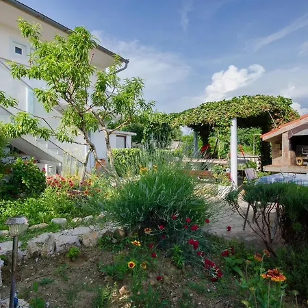 Apartment Stojna Lopar