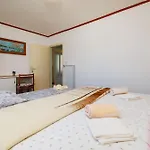 Stojna Apartamento Lopar